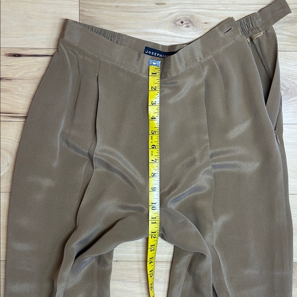 Josephine Chaus 100% Silk Camel Pants w/Stretchy Waistband | Size 8 - Picture 3 of 9